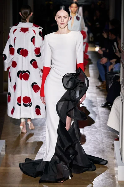 Look 20